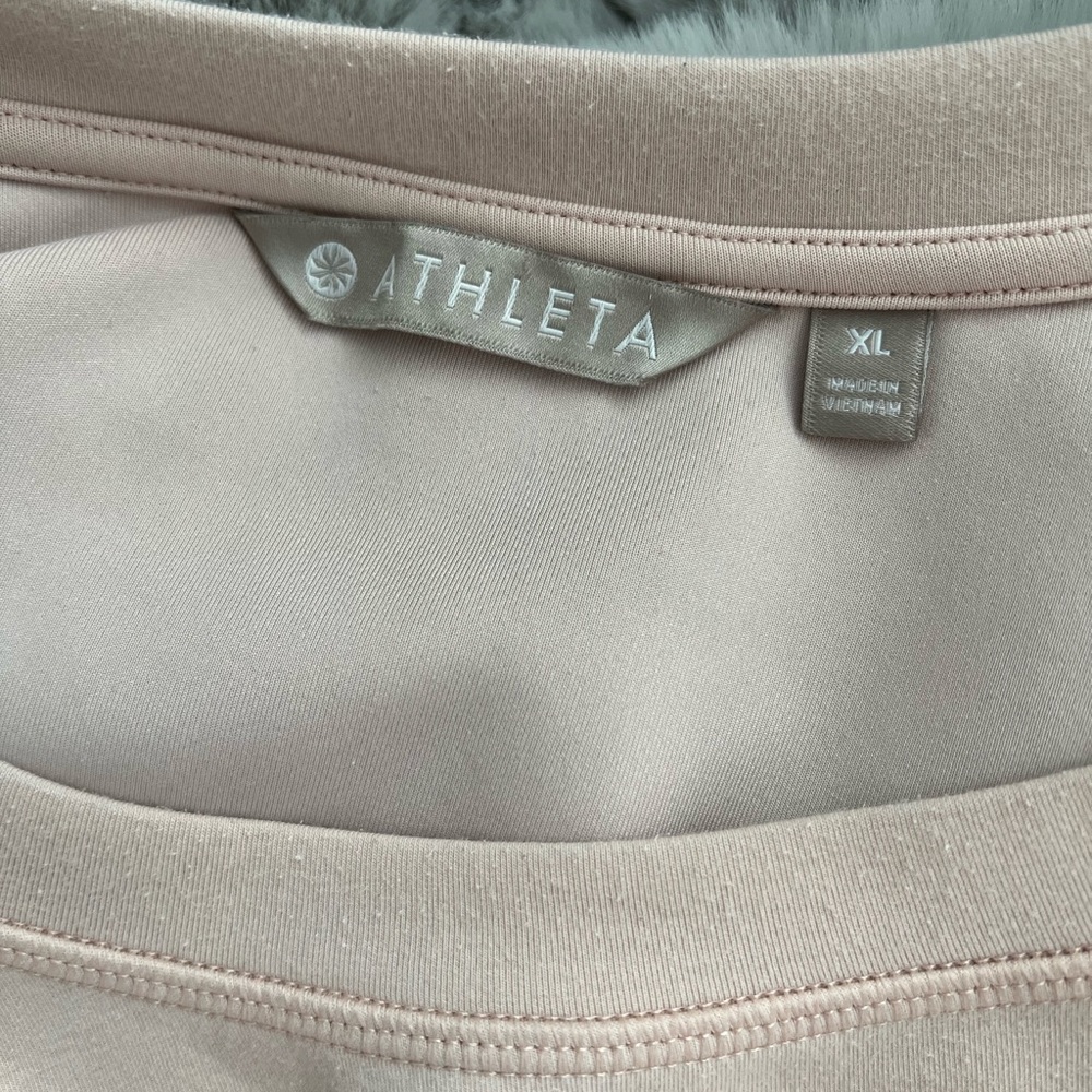 Athleta Women's Pink Sweatshirt - Picture 5 of 6